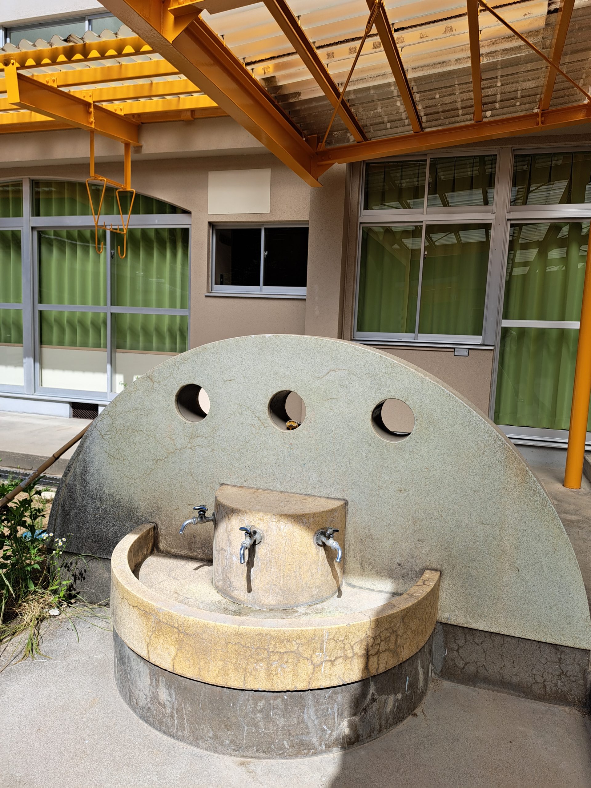 ひまわり保育園